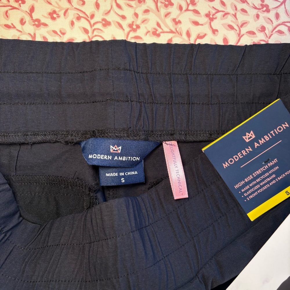 Modern Ambition W’s High Rise Stretch Pant - Picture 2 of 6